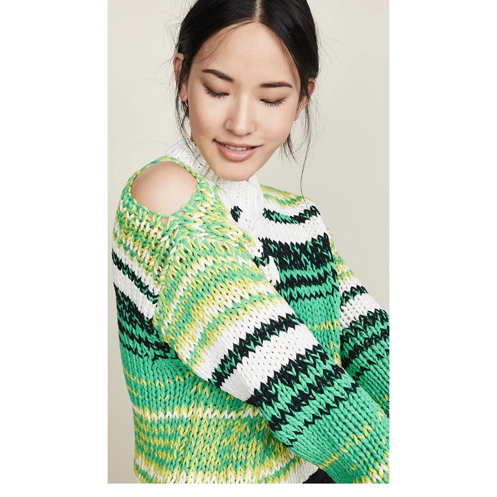 💚 stripe sweater 💚